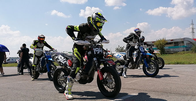 Vlad Neaga - Campionul României la Supermoto